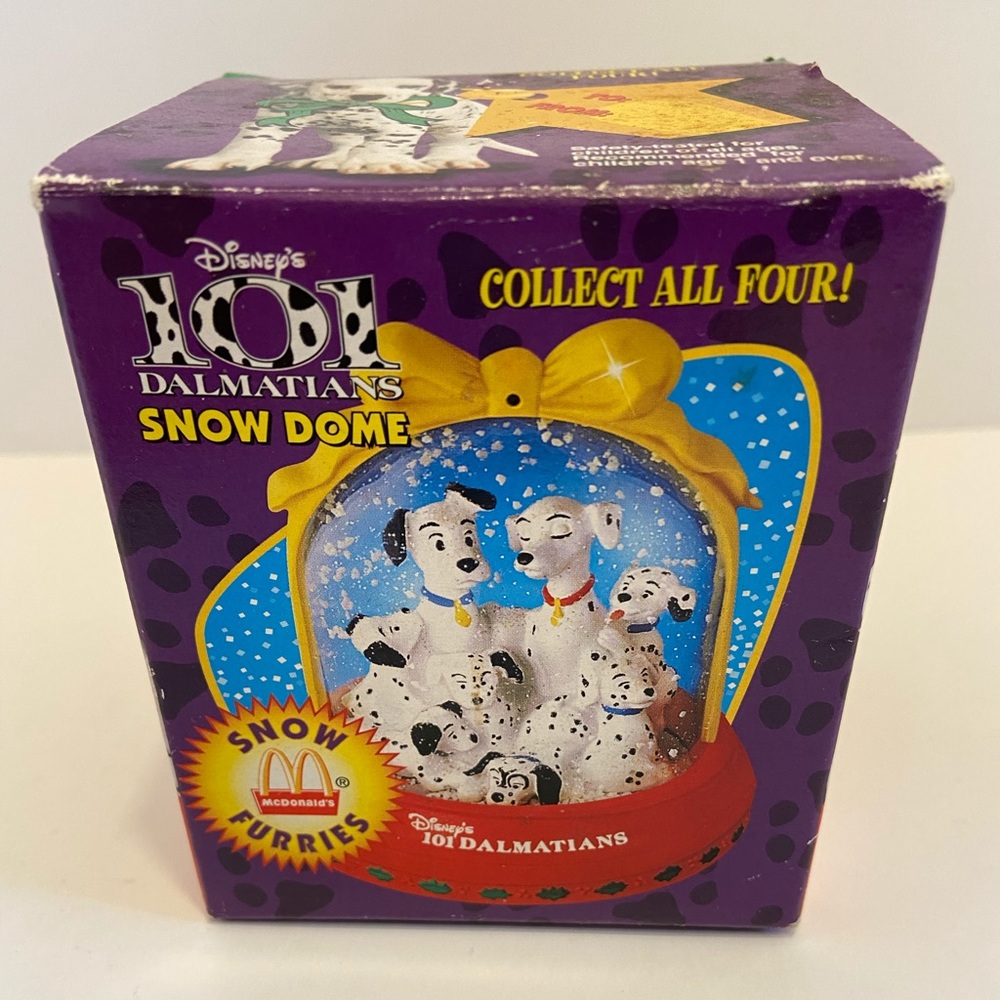 Vintage Disney 101 Dalmations Snowglobe Snow Dome by McDonald 1996 Snow Furries